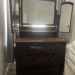 Antique Dresser With Mirror 