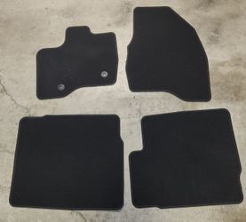 2014 Ford Explorer Floor Mats