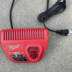 Milwaukee M12