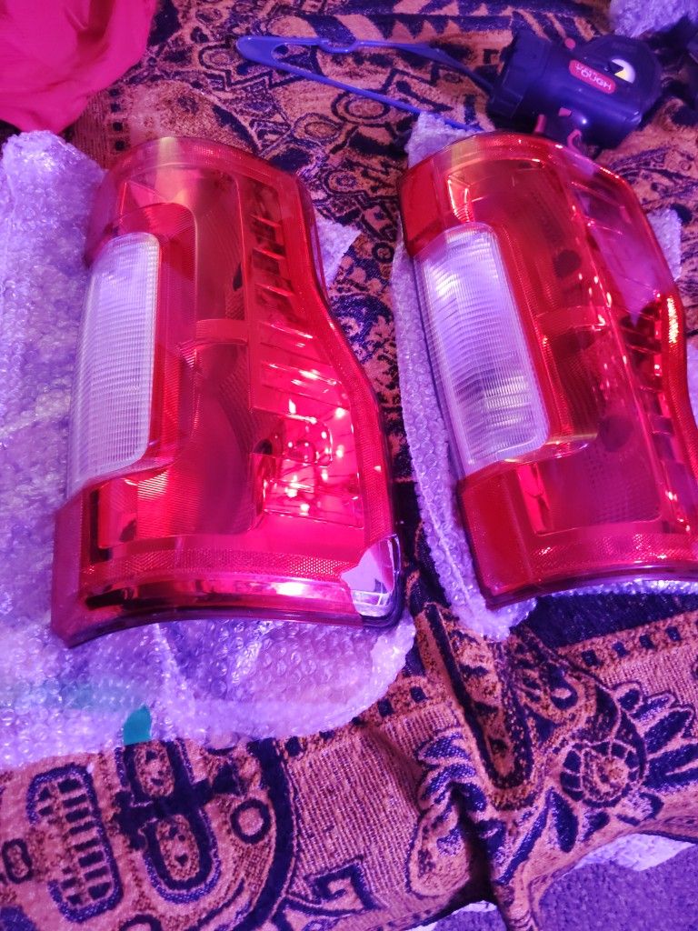 Ford F250,F350 Tail Lights