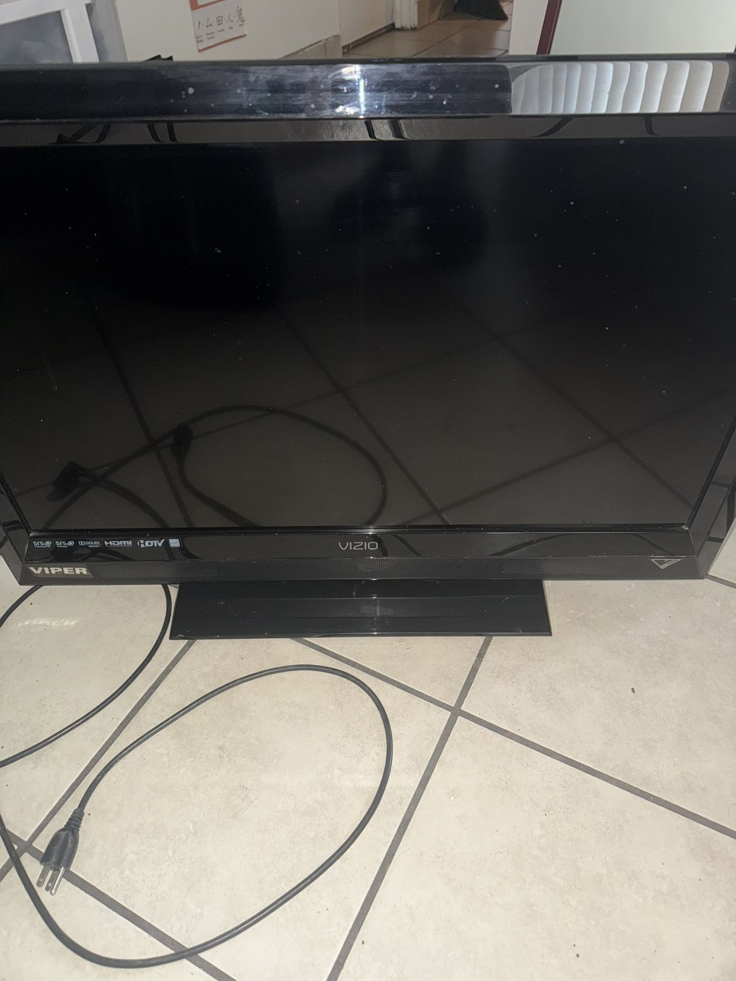 VIZIO E320VL 32in HD Tv