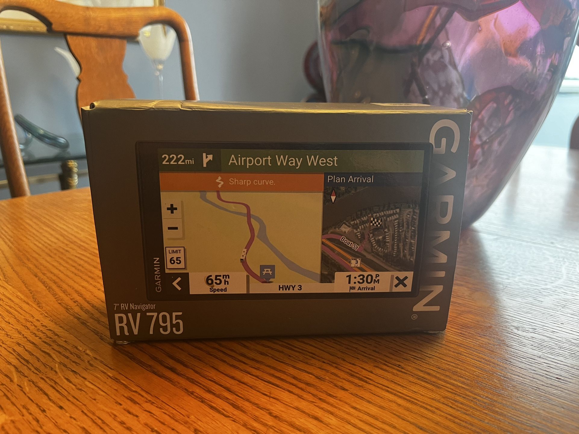Garmin 7” RV Navigator, RV 795