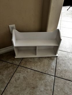 Wall shelf