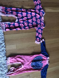 Gerber brand 6 to 9 month outfits