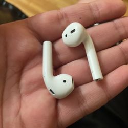 AirPods