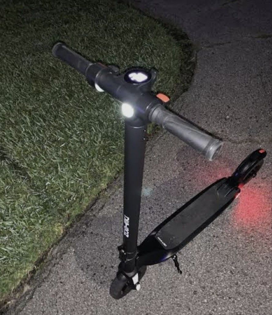 Jetson Element Electric Scooter WITH charger!