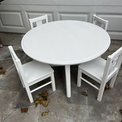 Kids Table And Chairs
