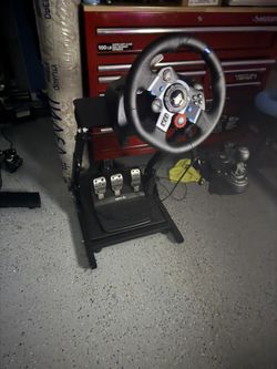 Logitech Gaming Steering Wheel w accessories