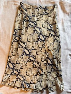 Midi skirt