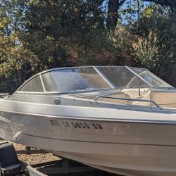2000 Bayliner Glass Windshield Only