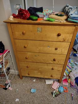 Solid Wood Pine 5 Drawer Dresser