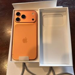 Apple iPhone 17 Pro Max UNLOCKED 256GB Cosmic Orange 