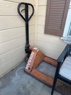 Pallet jack