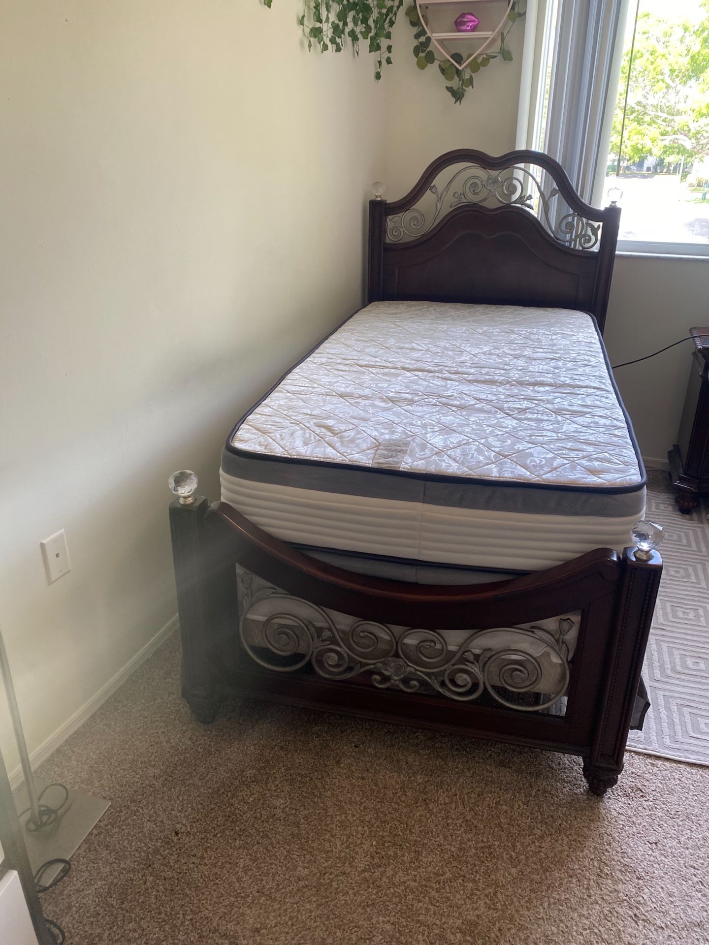Twin Bed Frame And Mattress
