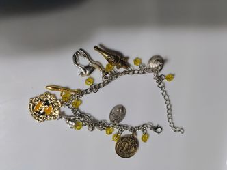 Charm bracelet