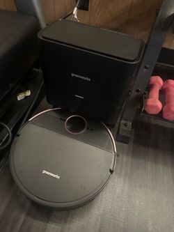 Greenworks Robot Vacuum with Auto-Empty Base