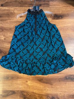 Brand New Womans Forever 21 brand Blue Floral Dress Up For Sale