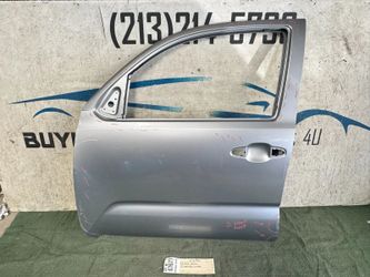 w/2smallbents 2016 - 2020 - 2023 TOYOTA TACOMA FRONT LEFT DRIVER DOOR OEM AY67677