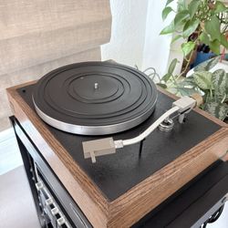 AR-XA Turntable