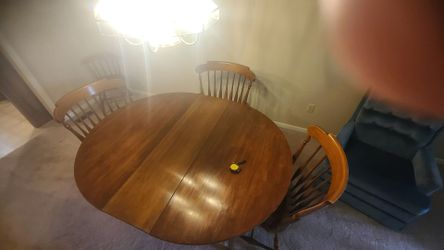 Round Wood Dining Table with chairs