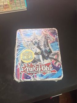 Yu-Gi-Oh! Number 10 Illumiknight Collector Tin