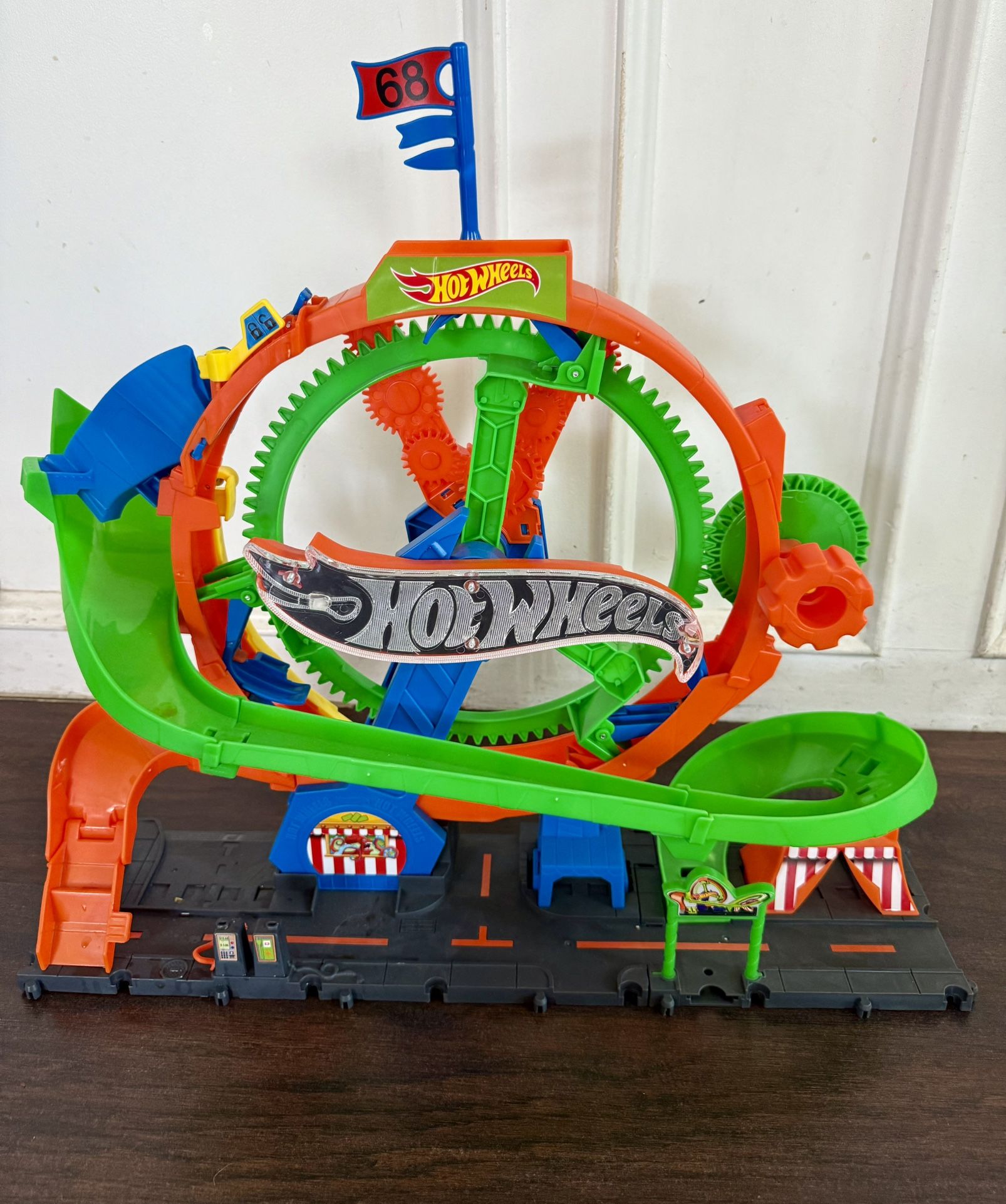 Toys-hot wheels city ferris wheel