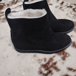 Black Winter Boots