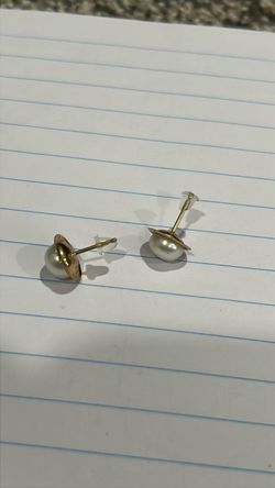 Pearl 9k gold earring