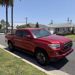 2019 Toyota Tacoma Sr5 Red