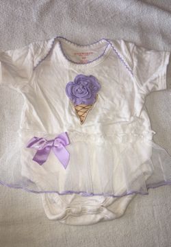 $2 3 Month Onesie Good For Milestone Picture