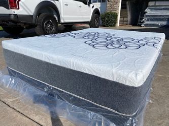 Full Bamboo Cool Gel Memory Foam!!