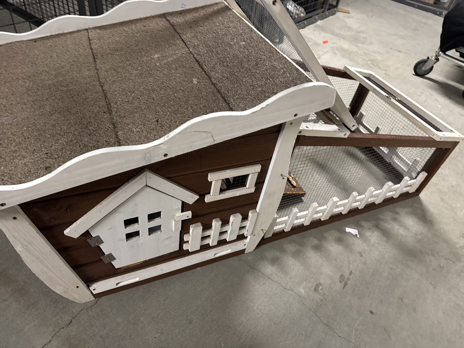 Mobile Wooden Chicken Pets House