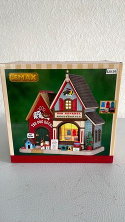 Lemax The Dog House Village Building