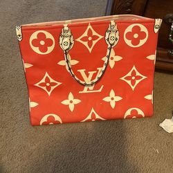 One LV Pocketbook