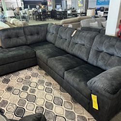 Accrington Granite L Shaped Sleeper Sectional with Chaise /P