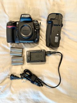 Nikon D700 full frame digital camera