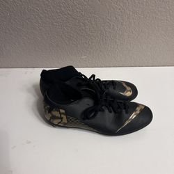 Black/gold Soccer Cleats Size 8 Mens 