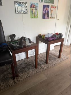 2 Side Tables