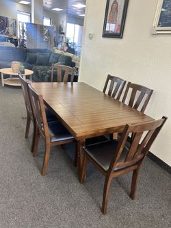 Dining Table With 6 Chairs 