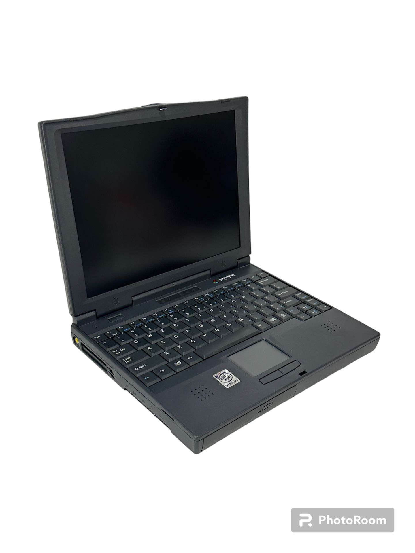 Gateway 2000 Solo 2300 Laptop with HDD & CD Drive ~ No Power Supply / Untested