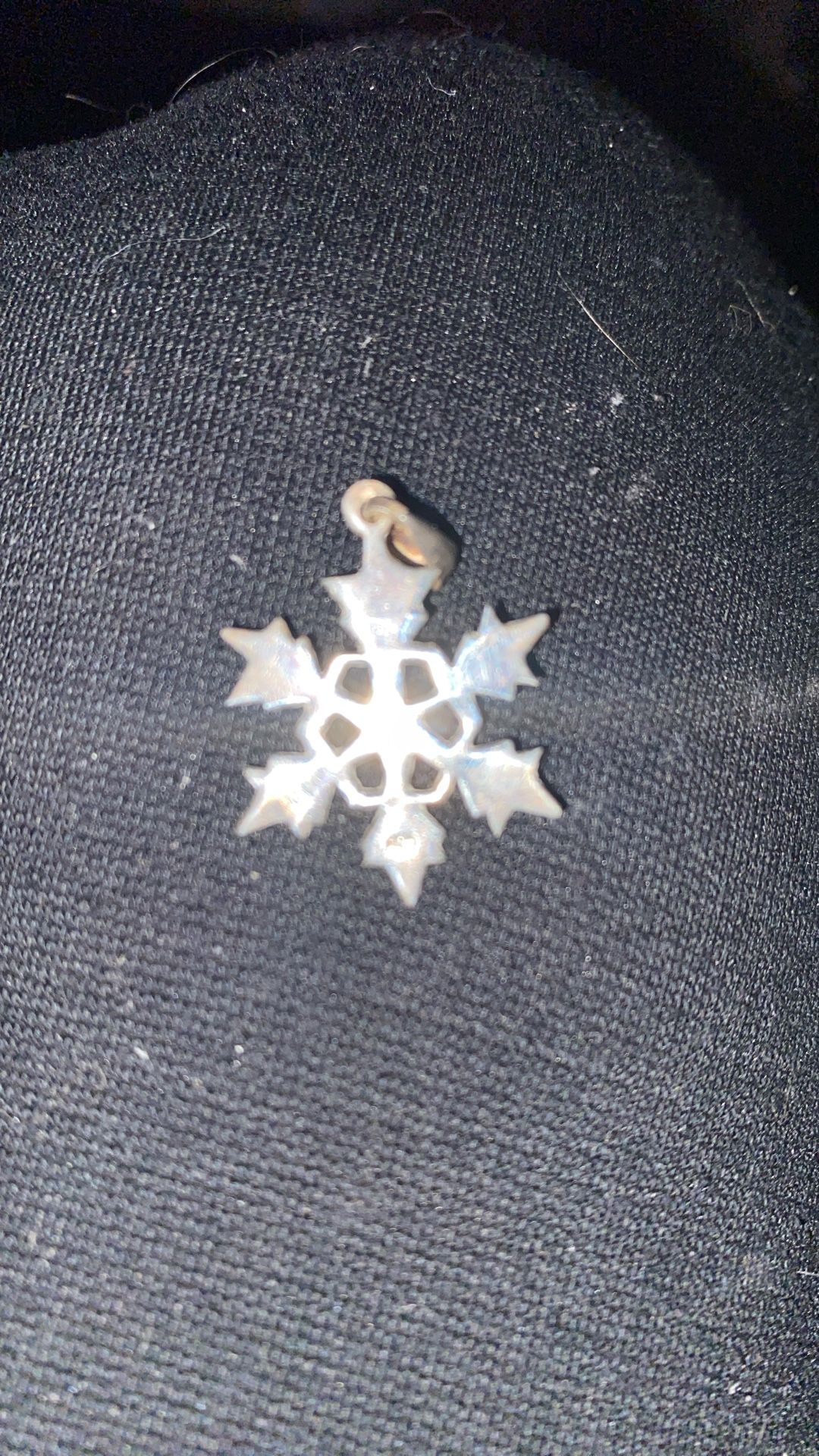 Sterling Silver Snowflake Pendant 