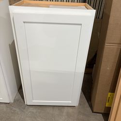 Cabinets - Masterbrand