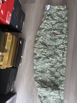 Undefeated Camo Pants