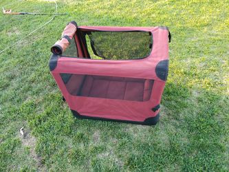 Folding Anamal Carrier.