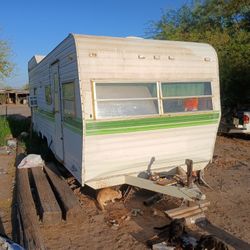 1983 RV Trailer