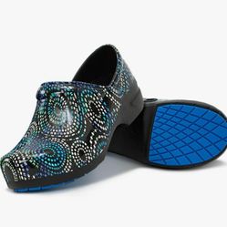 Anywhere Angel Nursing Shoes