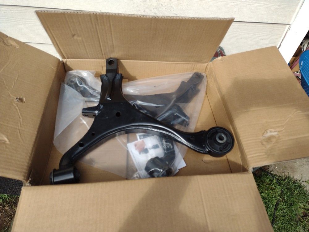 Lower Control Arms Brand New