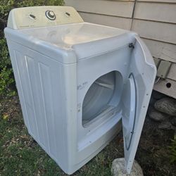 Frigidaire Gas Dryer White 