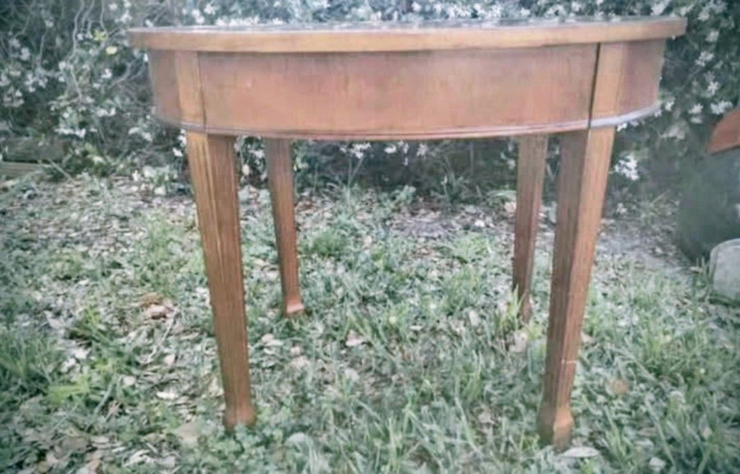 Cherry Wood End Table Orlando, Fl