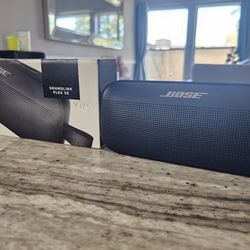 Like New Bose Soundlink Flex SE Speaker 